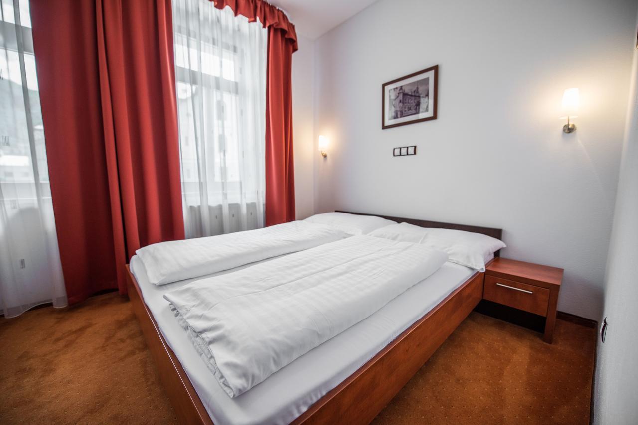 Garni Hotel Praha Trenčianske Teplice Extérieur photo