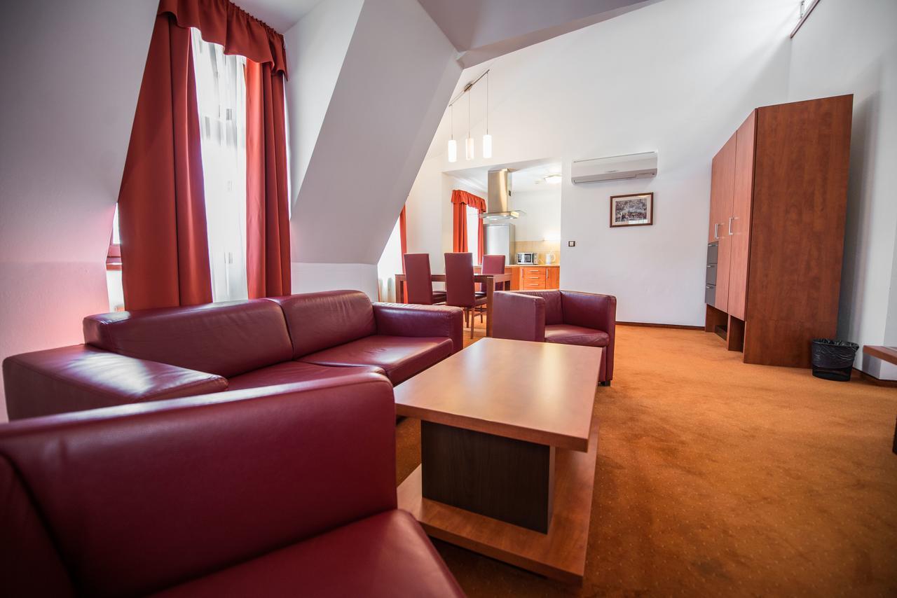 Garni Hotel Praha Trenčianske Teplice Extérieur photo