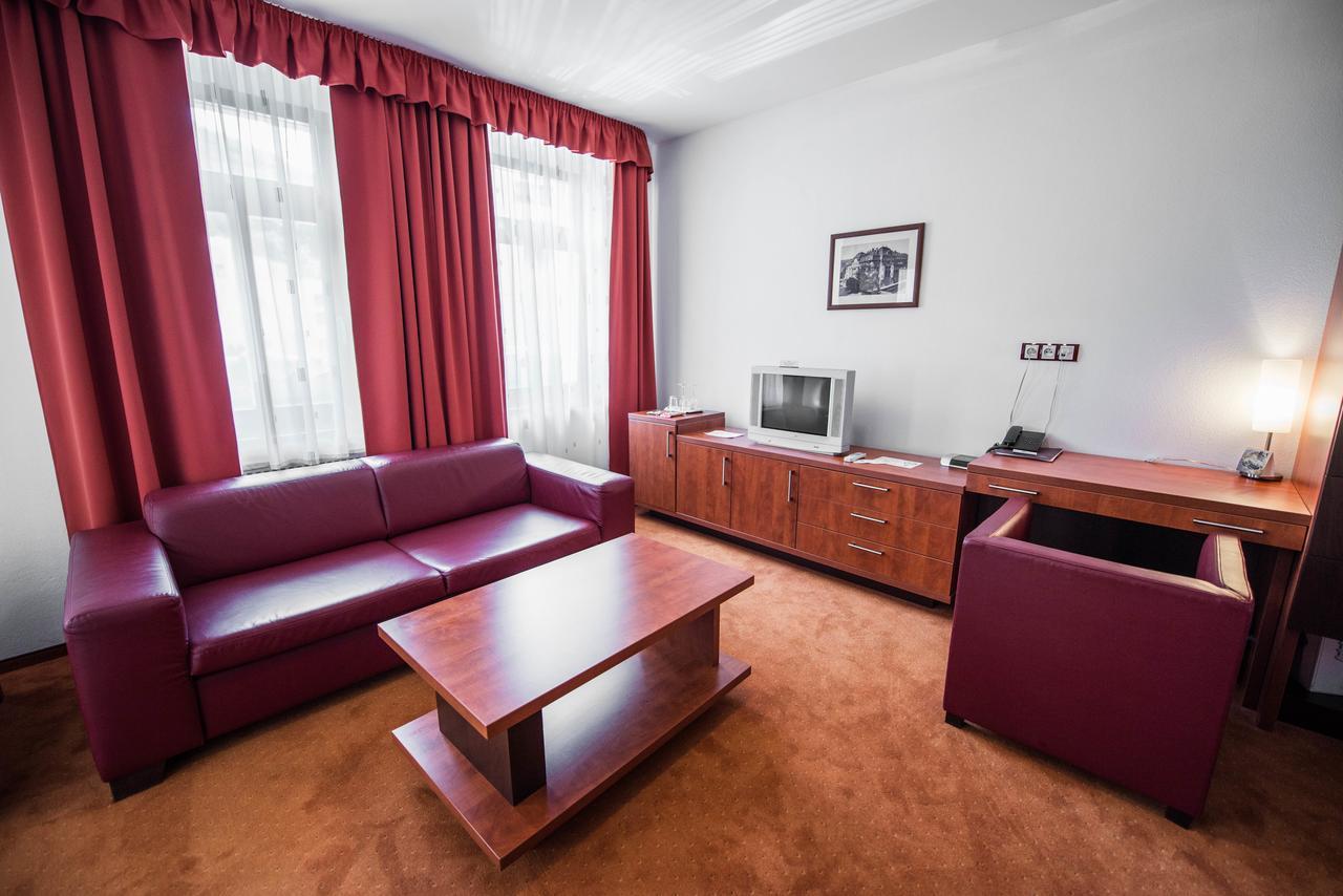 Garni Hotel Praha Trenčianske Teplice Extérieur photo